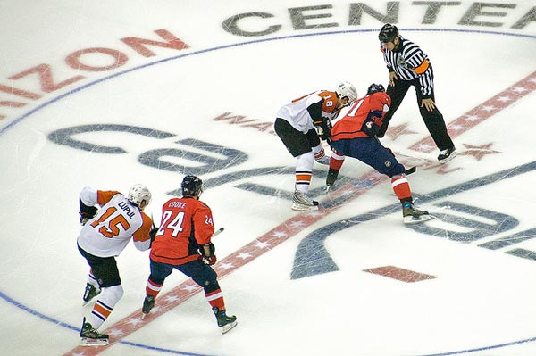 Philadelphia Flyer Mike Richards and Washington Capital Sergei Fedorov